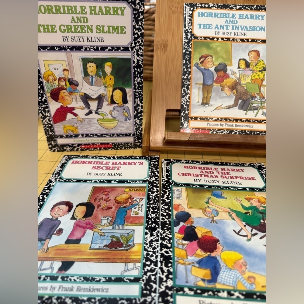 Horrible Harry Book Set of 6 Books- Colorful Covers - Picture 2 of 3